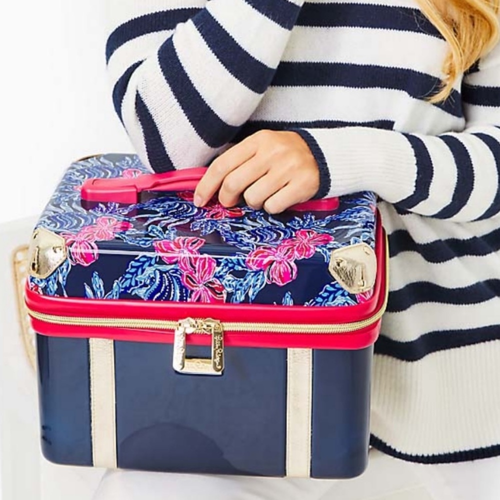 Lilly Pulitzer Travel Bag!